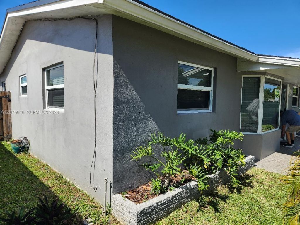 3345 Hayes St , Hollywood, FL 33021 Photo