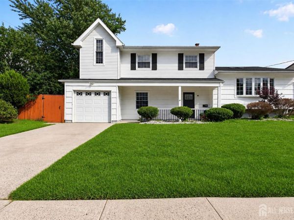 19 Joel Place, Iselin, NJ 08830