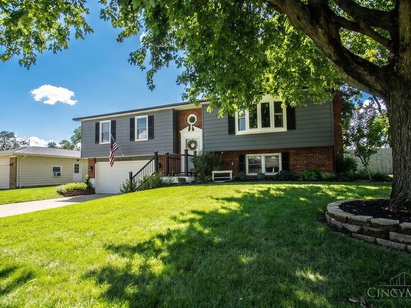 425 Meadow Lane, Trenton, OH 45067 Photo 2