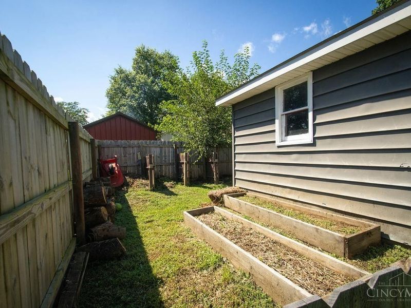 425 Meadow Lane, Trenton, OH 45067 Photo 4