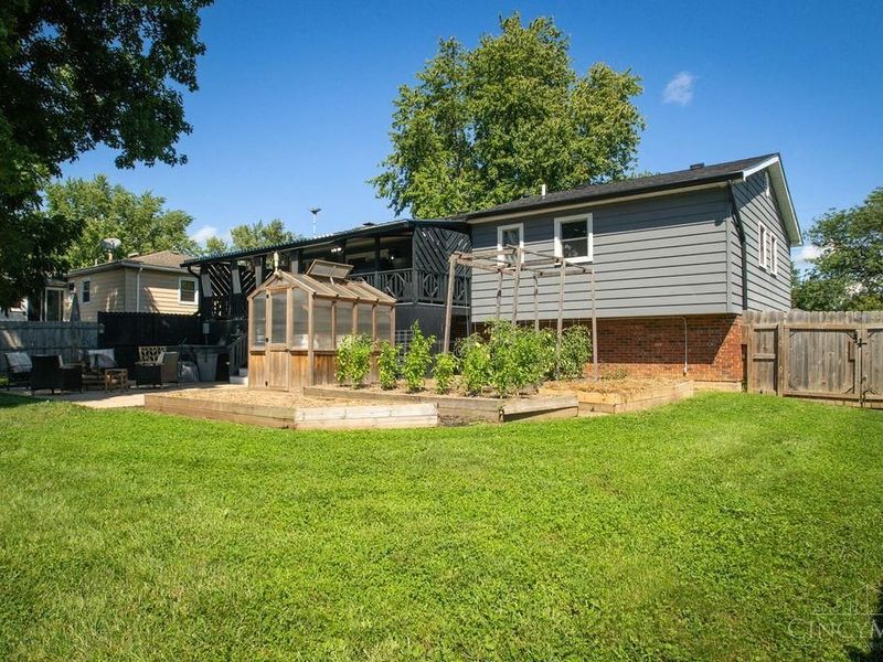 425 Meadow Lane, Trenton, OH 45067 Photo 5