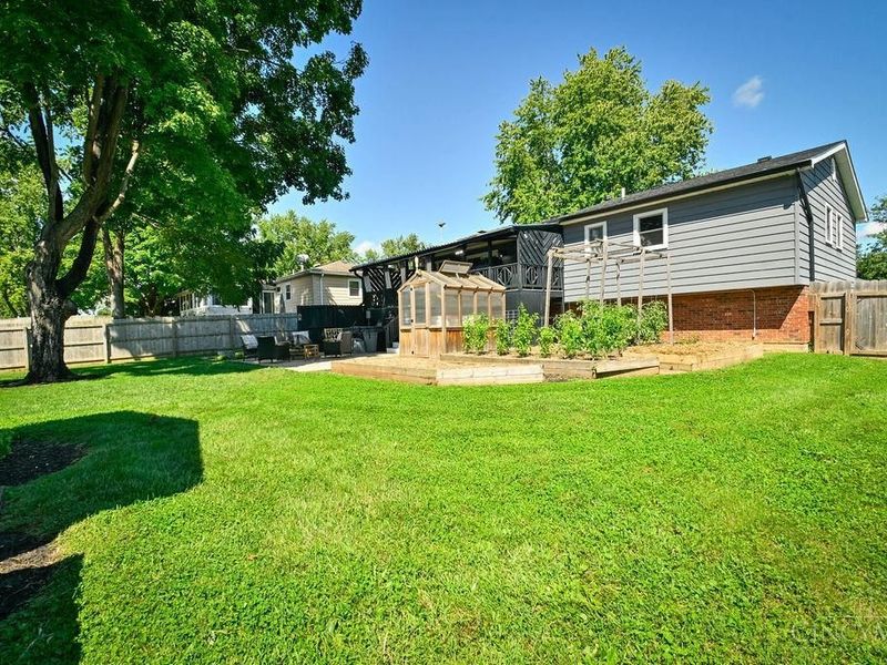 425 Meadow Lane, Trenton, OH 45067 Photo 6