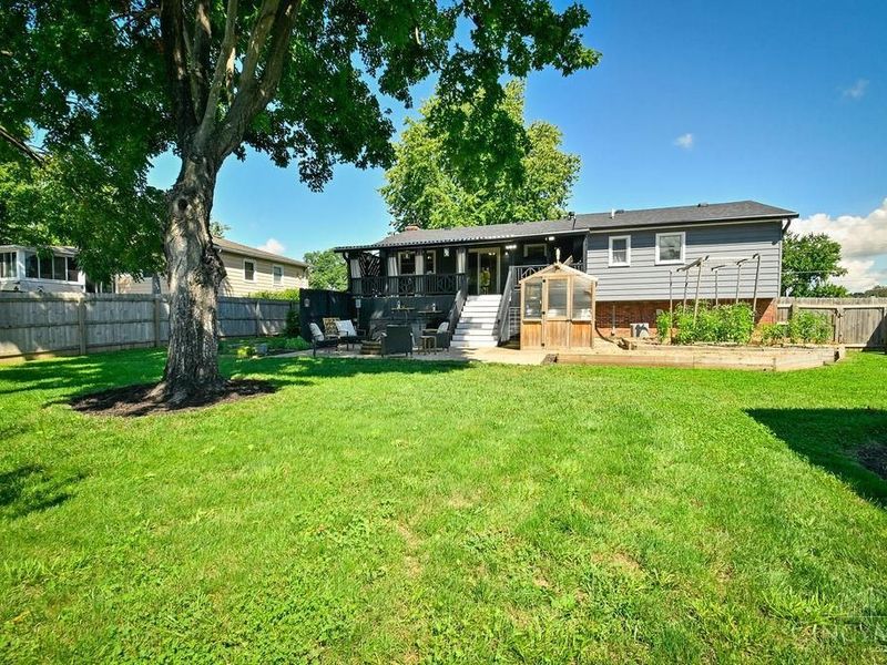 425 Meadow Lane, Trenton, OH 45067 Photo 8
