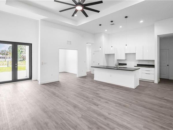 2902 11th ST W, LEHIGH ACRES, FL 33971