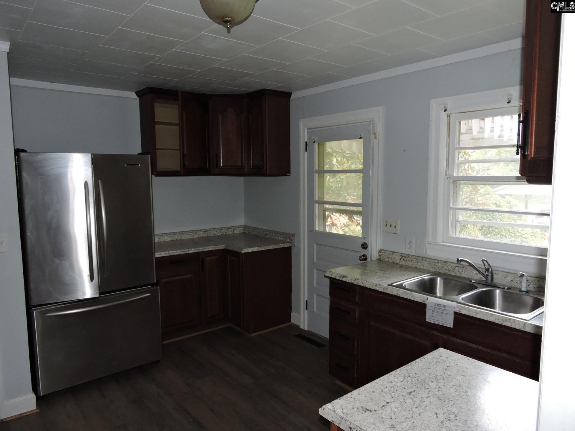 922 Jessica Avenue  Photo 7