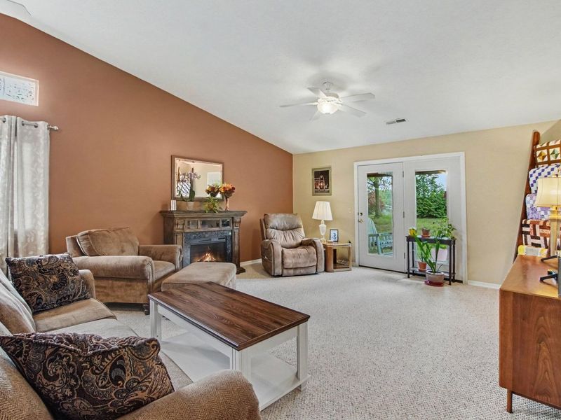 2447 Hickory Glen Lane, Burlington, KY 41005 Photo 7