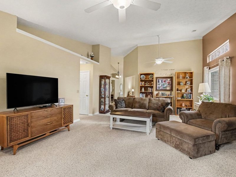2447 Hickory Glen Lane, Burlington, KY 41005 Photo 9