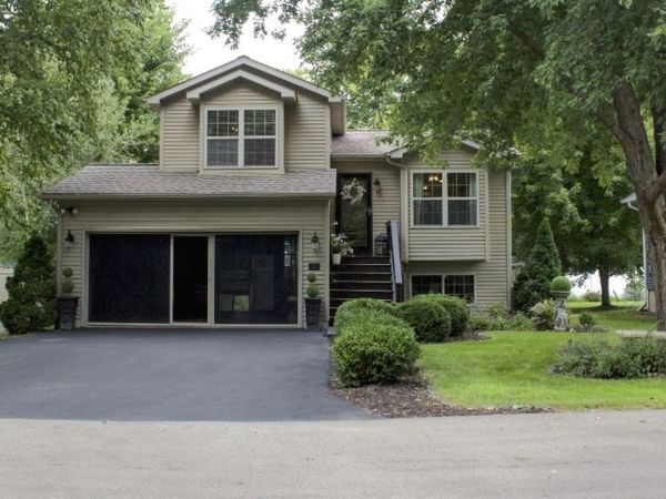 110 Swanson Street , Ottawa, IL 61350