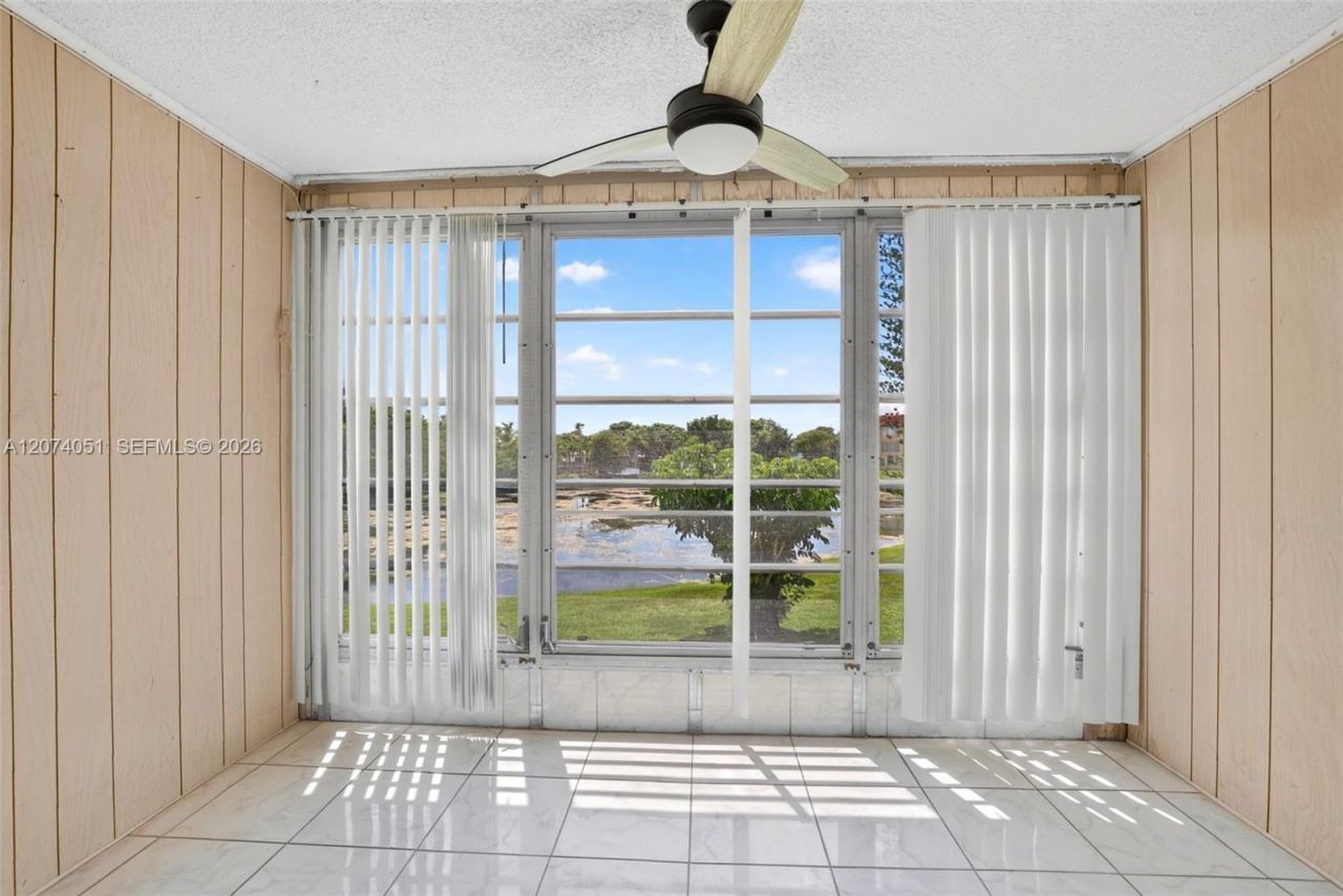 2731 N Pine Island Rd , Unit 205, Sunrise, FL 33322 Photo