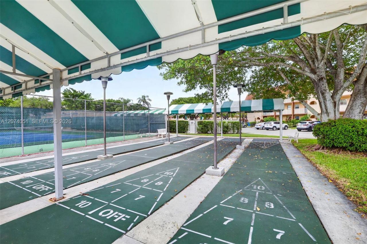 2731 N Pine Island Rd , Unit 205, Sunrise, FL 33322 Photo