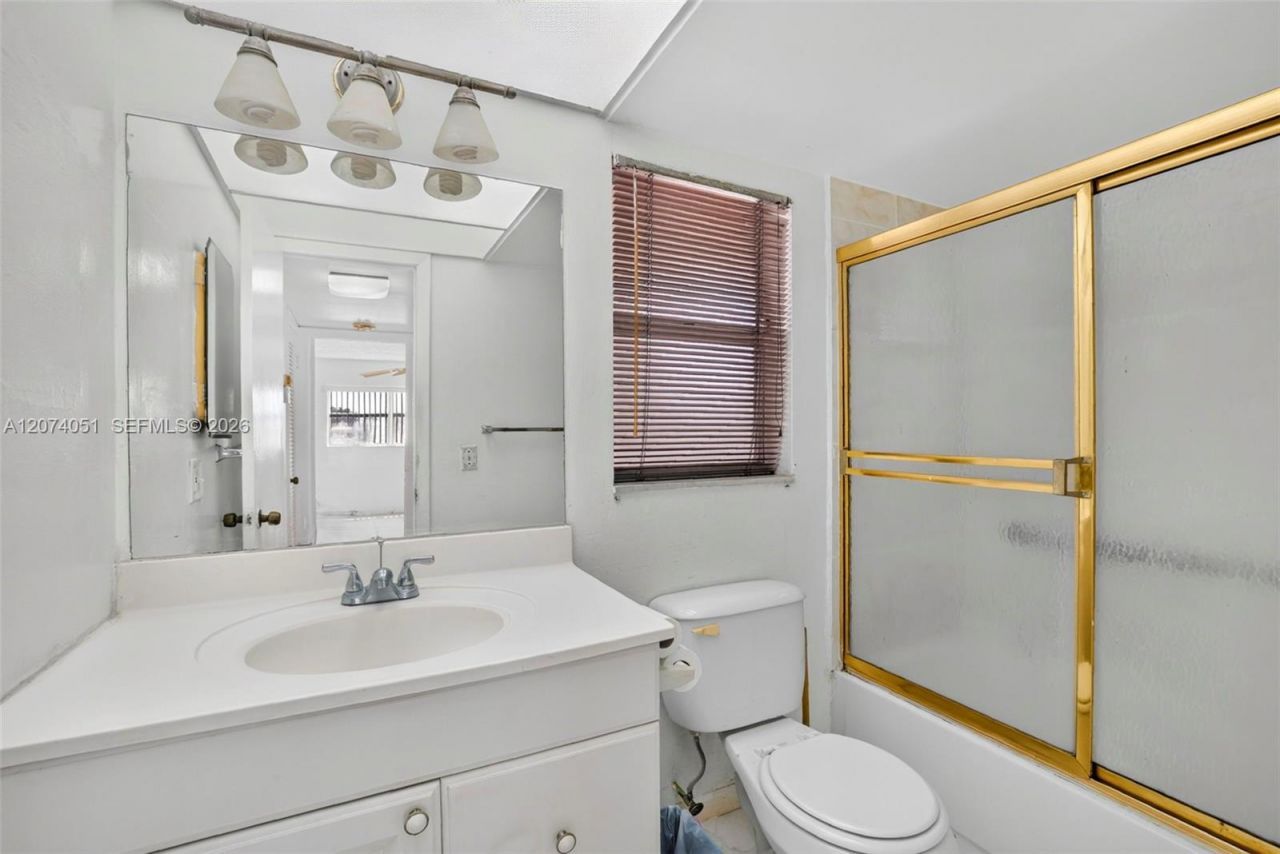 2731 N Pine Island Rd , Unit 205, Sunrise, FL 33322 Photo