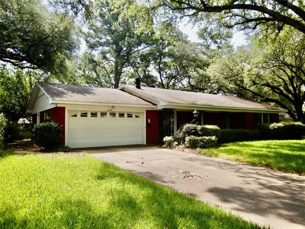 2049 River Road, Shreveport, LA 71105