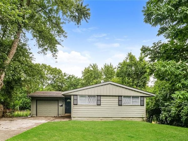 8706 E 91st Street, Kansas City, MO 64134