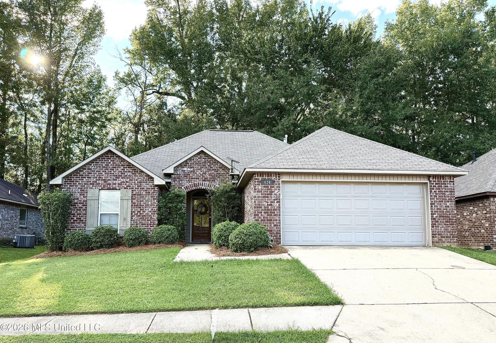 624 Lexington Drive, Florence, MS 39073 Main Photo