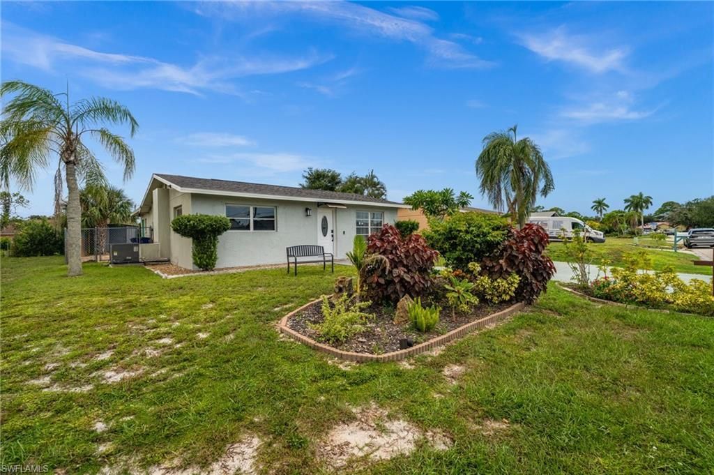 7262 Buchanan Rd , Fort Myers, FL 33967 Photo
