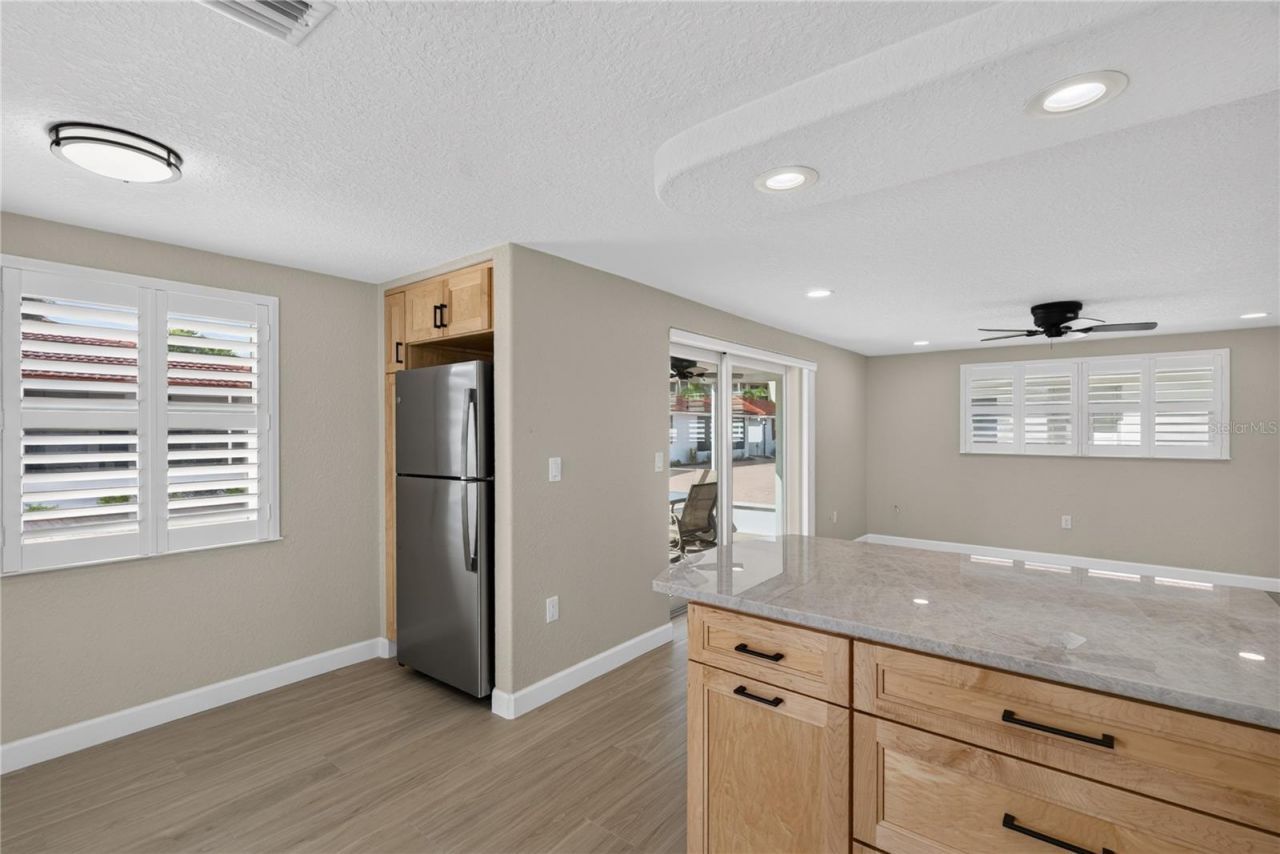 6154 Midnight Pass Road, Unit VILLA4C, Sarasota, FL 34242 Photo