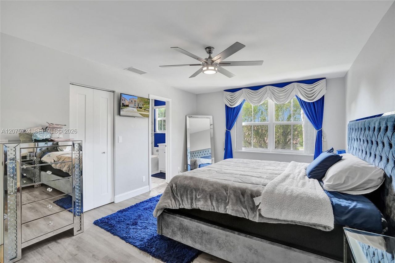 2001 Barcelona Ter , Margate, FL 33063 Photo