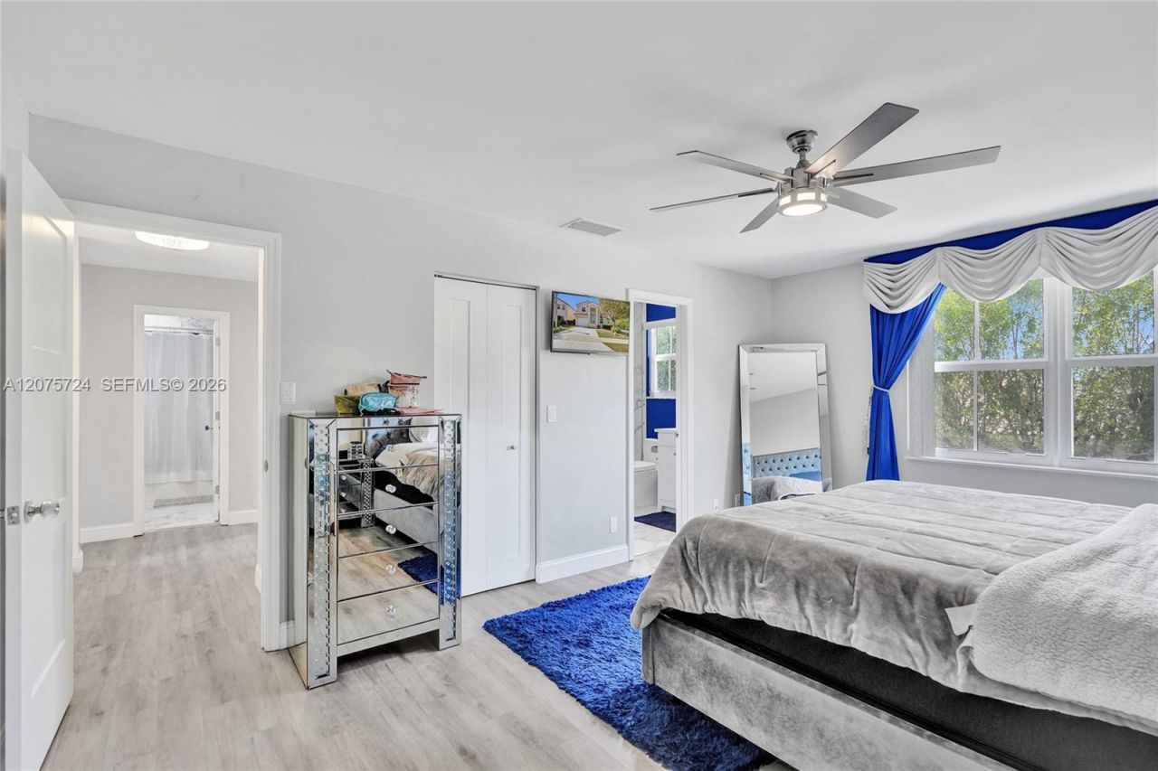 2001 Barcelona Ter , Margate, FL 33063 Photo