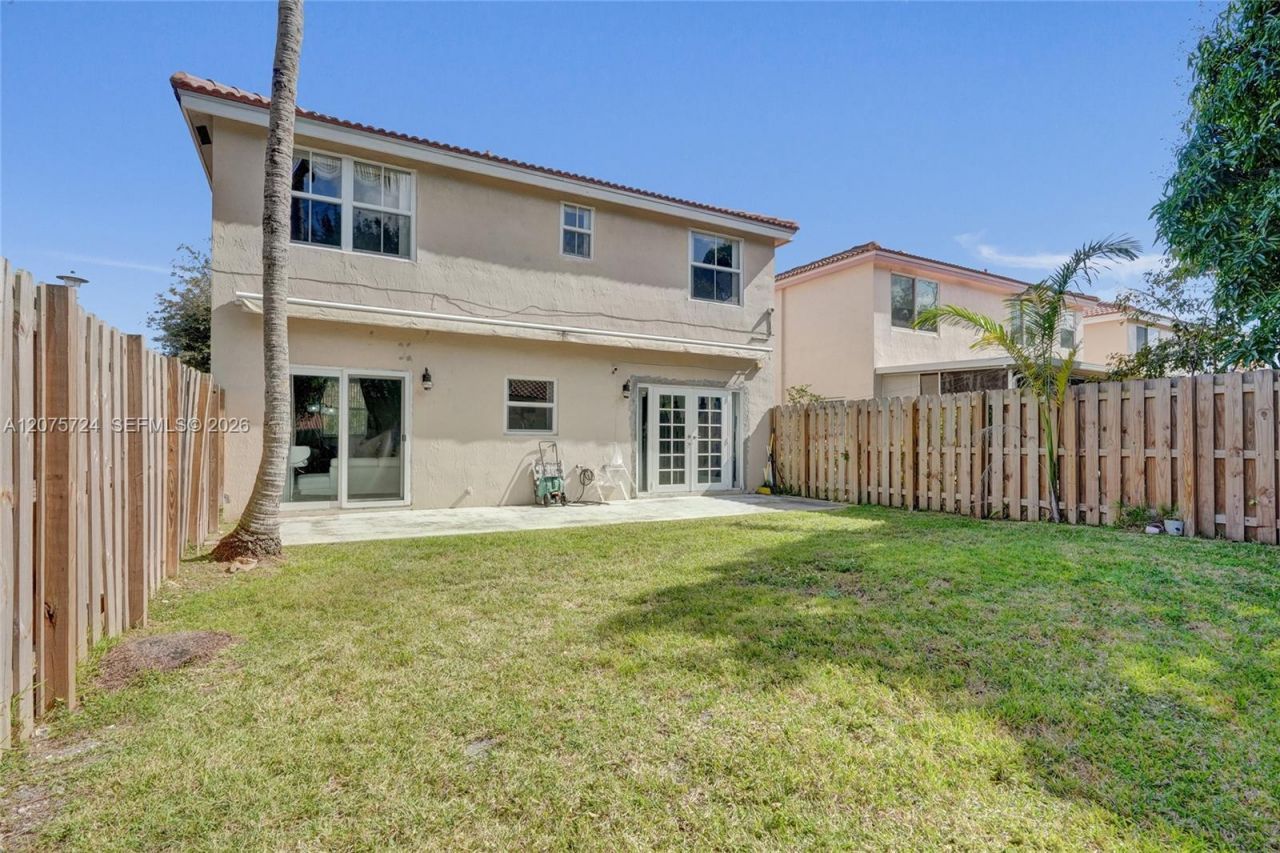 2001 Barcelona Ter , Margate, FL 33063 Photo