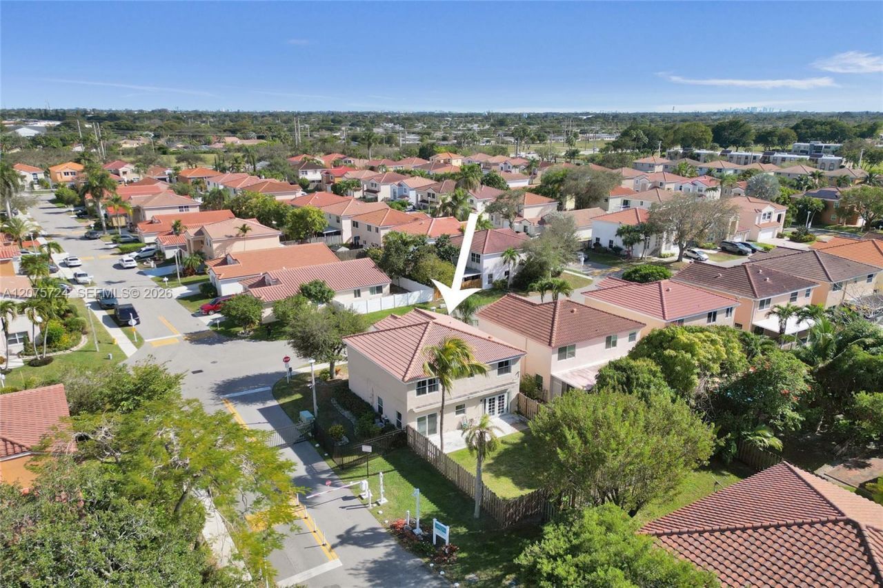 2001 Barcelona Ter , Margate, FL 33063 Photo