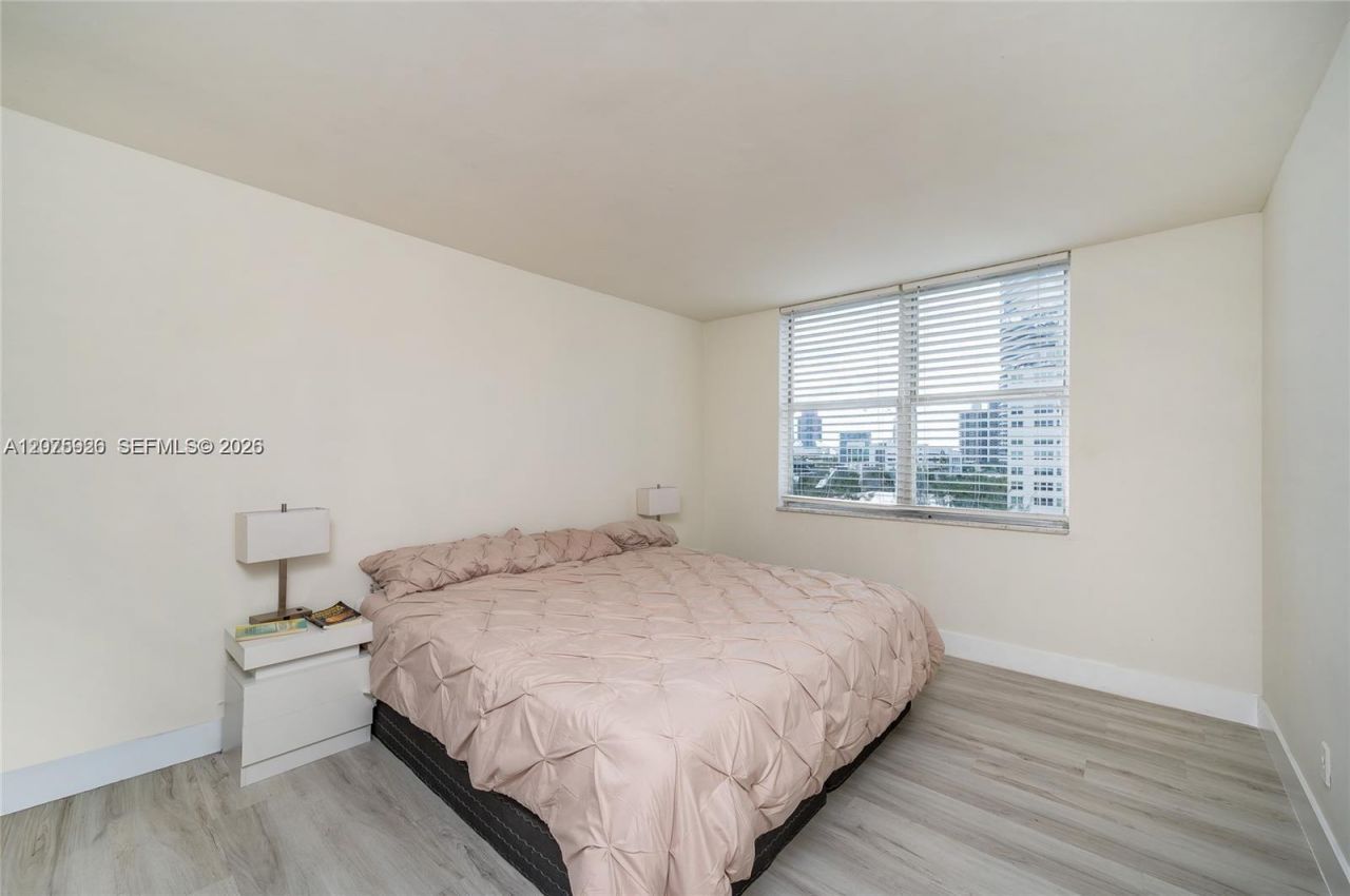 899 West Ave , Unit 7E, Miami Beach, FL 33139 Photo