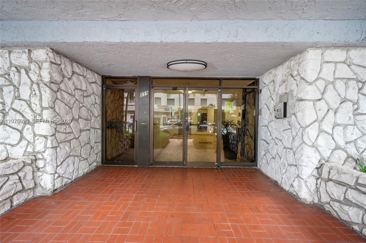 899 West Ave , Unit 7E, Miami Beach, FL 33139 Photo