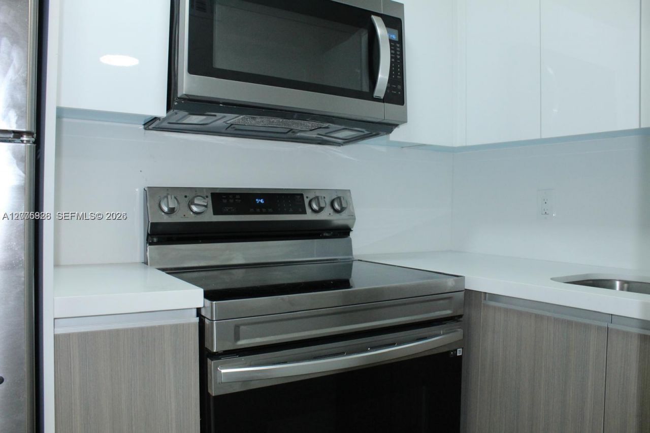 899 West Ave , Unit 7E, Miami Beach, FL 33139 Photo
