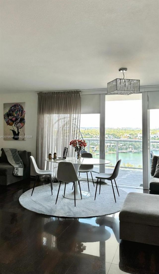 6301 Collins Ave, Unit 1606, Miami Beach, FL 33141 Photo