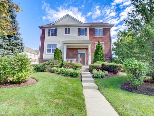 1951 Potomac Court , Wheeling, IL 60090