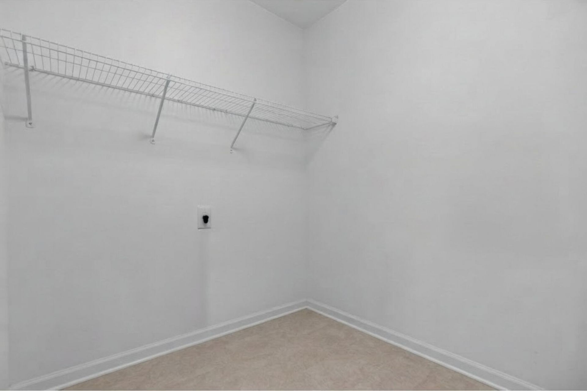 533 Pleasant Side Drive Photo 18