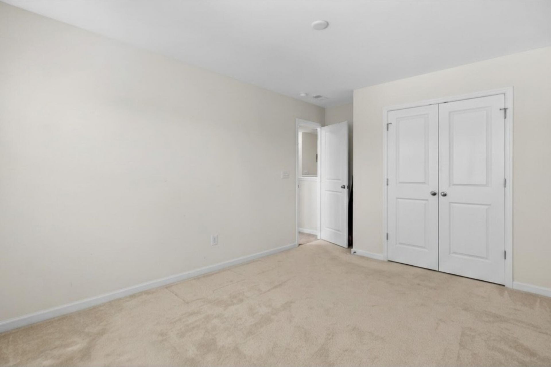 533 Pleasant Side Drive Photo 22