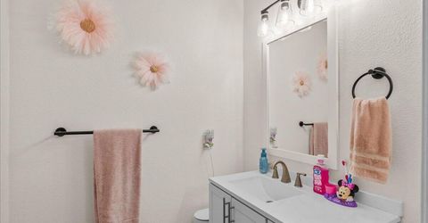2118 Roundhouse Road, Sparks, NV 89431 Photo