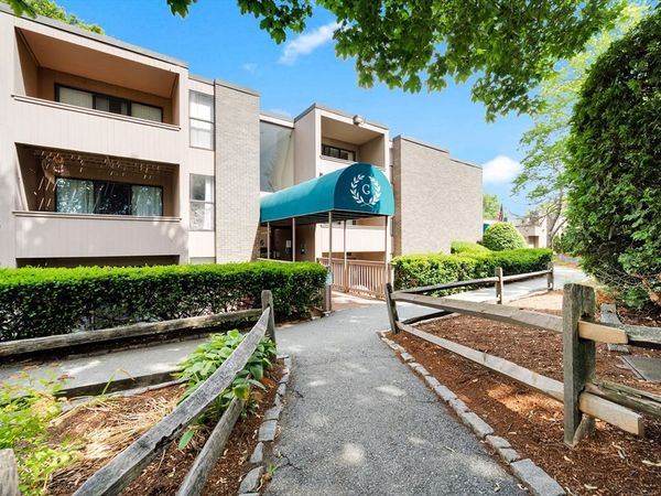 6 Shrewsbury Green Dr, Unit J, Shrewsbury, MA 01545