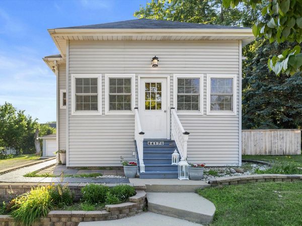 8417 200th Ave, Bristol, WI 53104