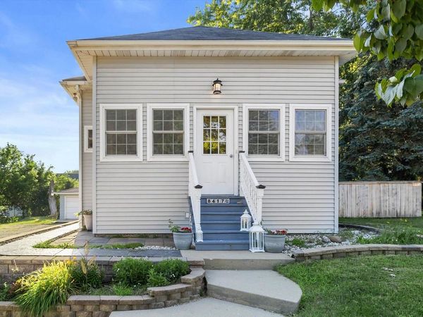 8417 200th AVENUE, Bristol, WI 53104