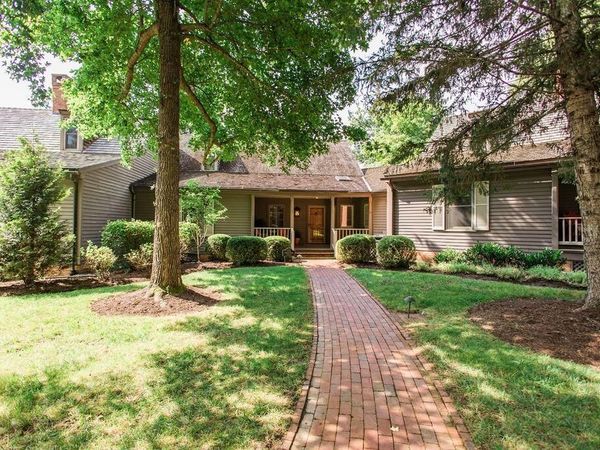 171 Old Hemlock Ct, White Sulphur Springs, WV 24986