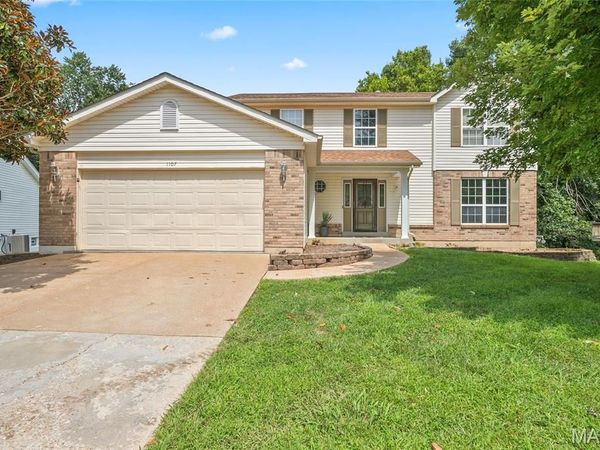 1107 Winter Park Drive, Fenton, MO 63026