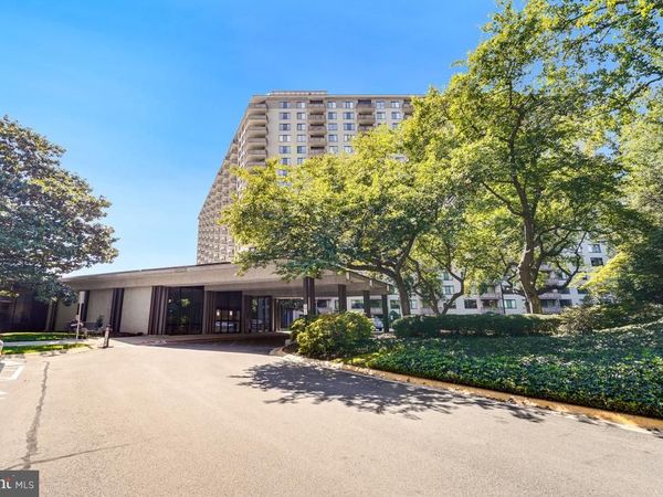 5225 POOKS HILL ROAD, Unit 1015S, BETHESDA, MD 20814