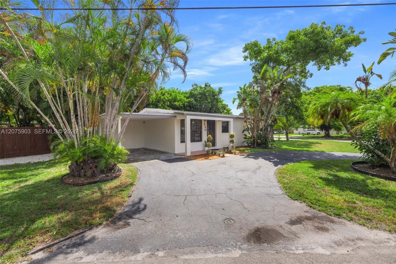 5741 Simms St, Hollywood, FL 33021 Photo