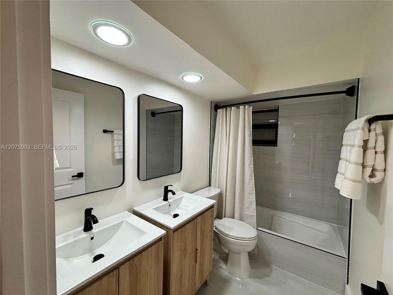 5741 Simms St, Hollywood, FL 33021 Photo