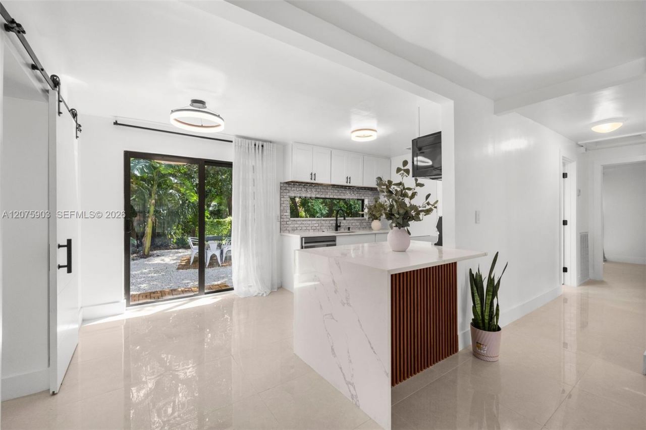 5741 Simms St, Hollywood, FL 33021 Photo