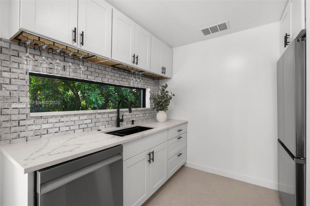 5741 Simms St, Hollywood, FL 33021 Photo