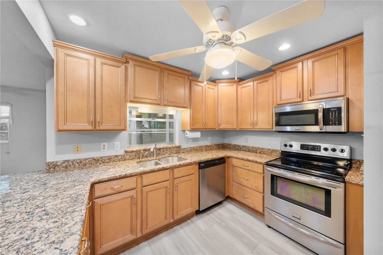 9078 SW 82nd Terrace , Unit D, Ocala, FL 34481 Photo