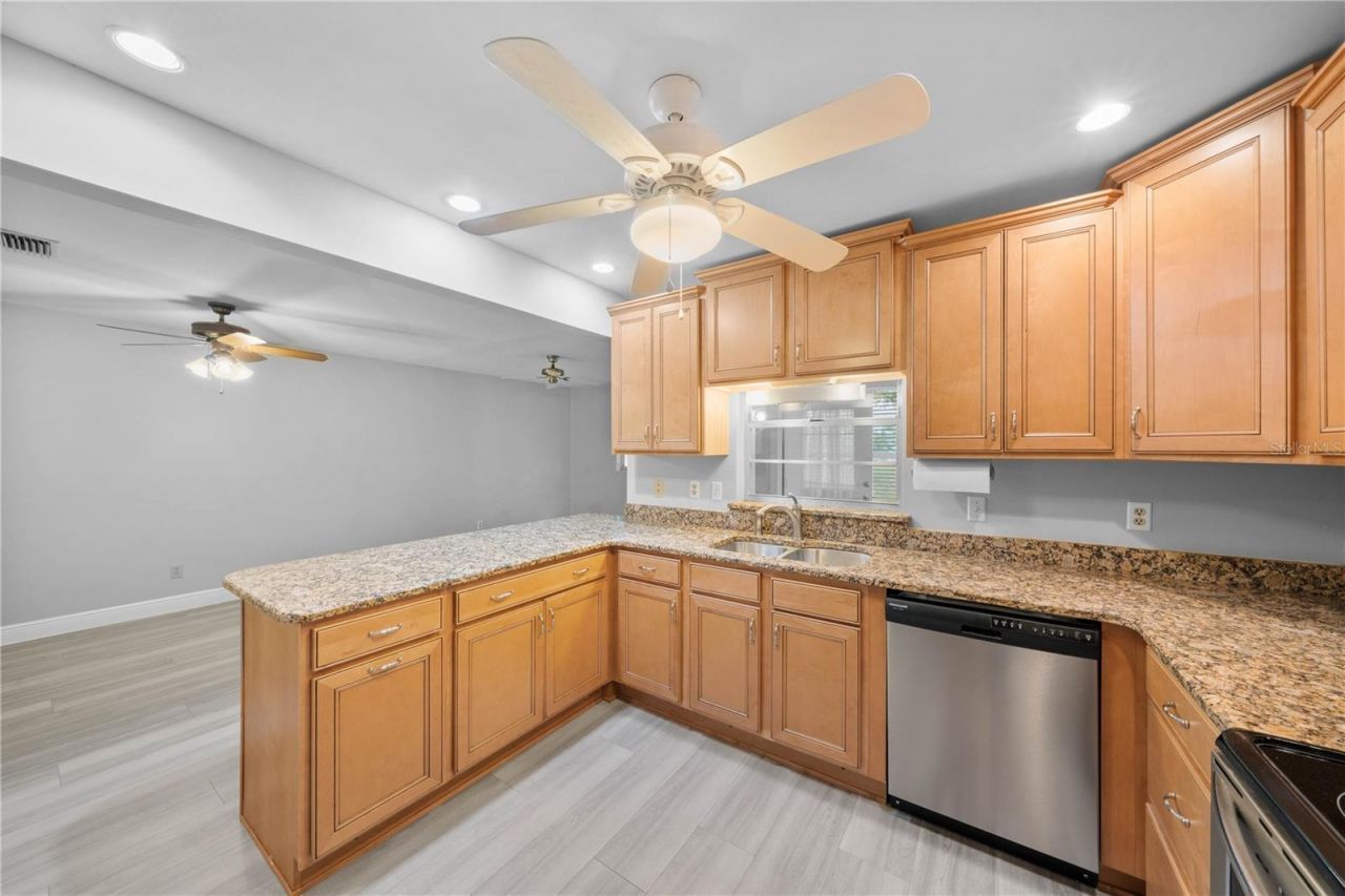 9078 SW 82nd Terrace , Unit D, Ocala, FL 34481 Photo