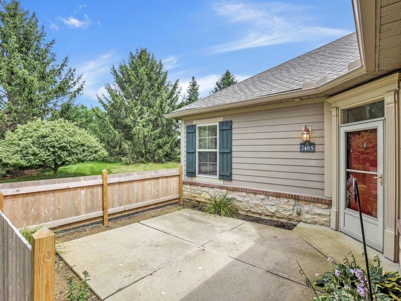 7465 Red Maple Place , Westerville, OH 43082 Photo 3