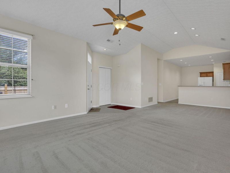 7465 Red Maple Place , Westerville, OH 43082 Photo 7