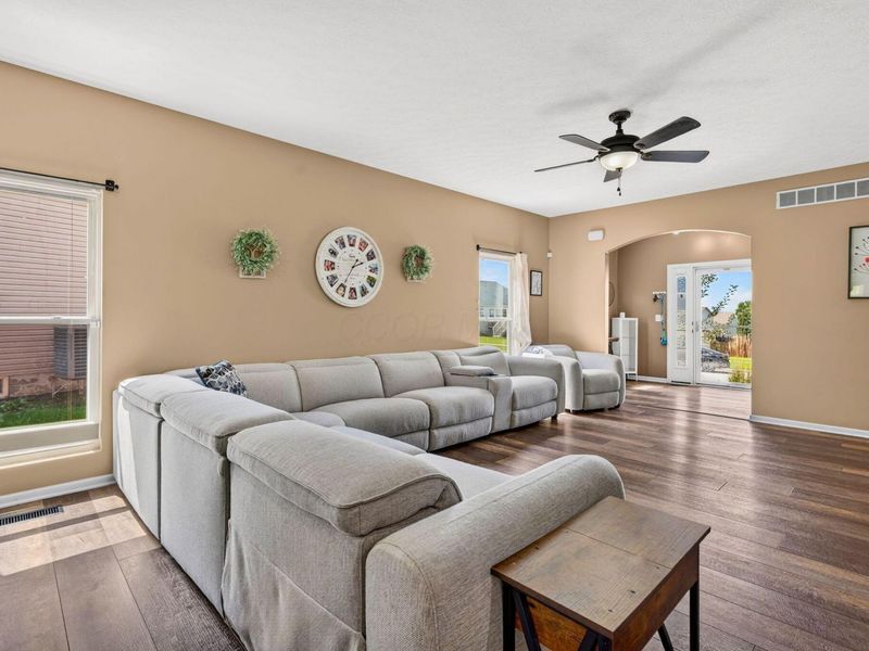 362 S Market Street , Lithopolis, OH 43136 Photo 15