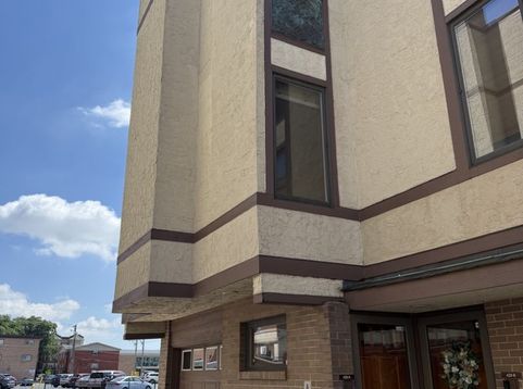 Main Photo