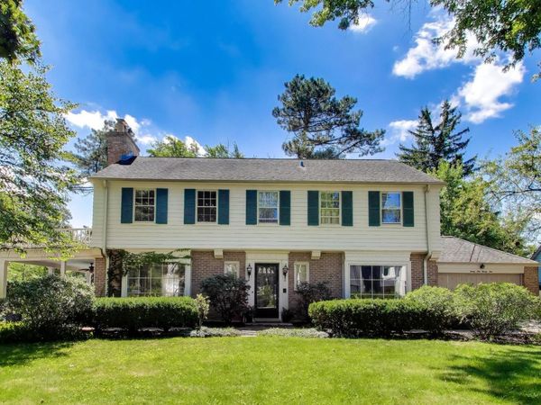 2929 Indianwood Road, Wilmette, IL 60091