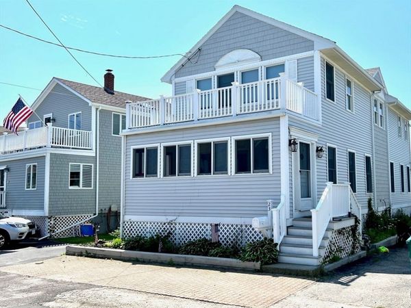 23 Gunrock Ave, Hull, MA 02045
